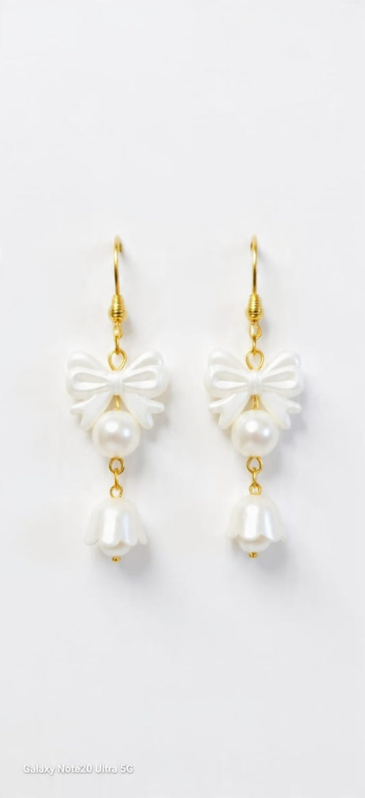 Pearl Bow Lily Chandelier
