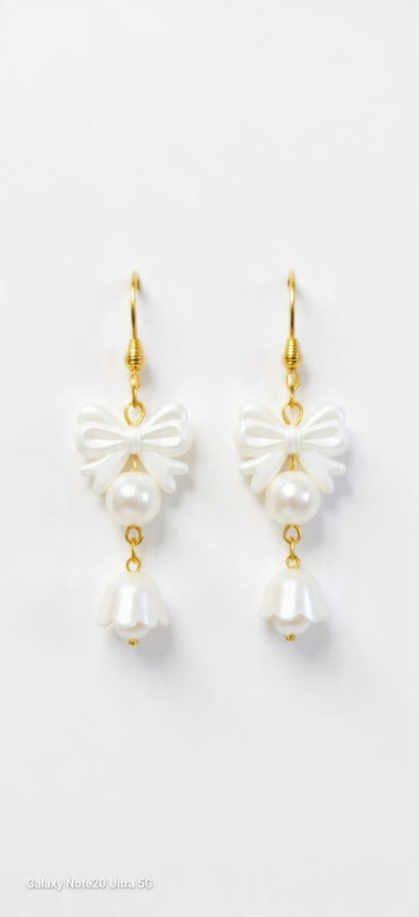 Pearl Bow Lily Chandelier